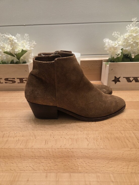 Thursday Boot Company Shoes - Thursday Boot Company Downtown Bootie Golden Brown Suede Women's Size 9
